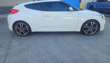 2015 Hyundia Veloster - New to australia car finance 7.jpg